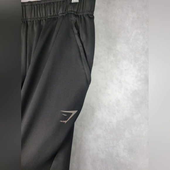 Gymshark Arrival Knit Jogger slim fit in black size S - Picture 2 of 12